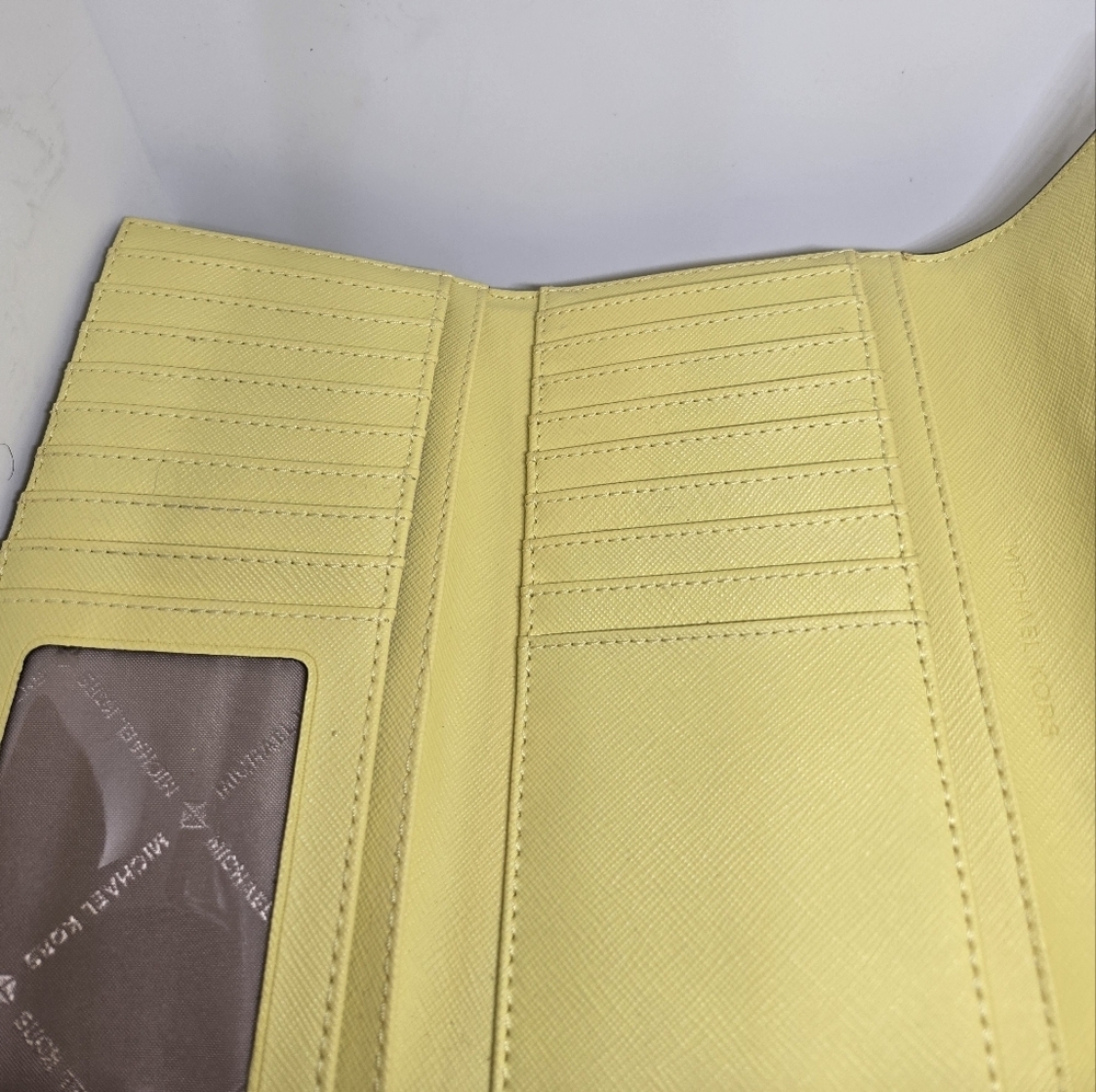 Michael Kors Trifold Wallet Sunshine Yellow - Picture 5 of 9
